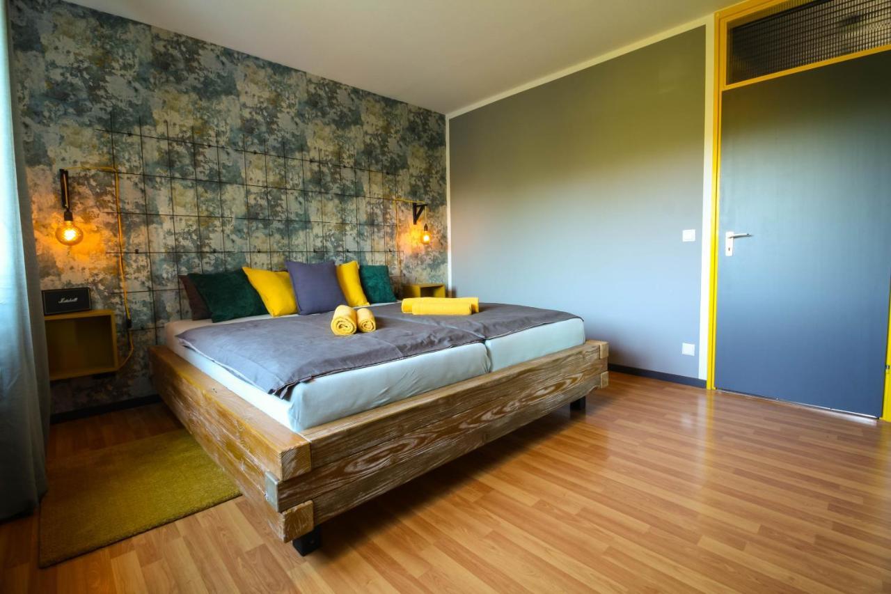 #Industryellow Karlsruhe Bagian luar foto